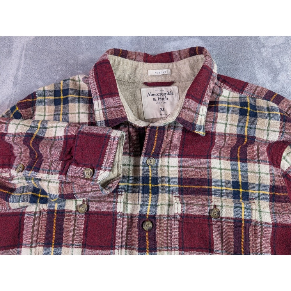 Abercrombie Fitch Men's XL Muscle Fit Flannel Shirt Red Plaid Button Down Cotton